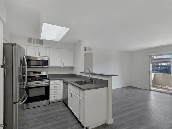 3051 Key Largo Dr Unit 104, Las Vegas, NV 89120