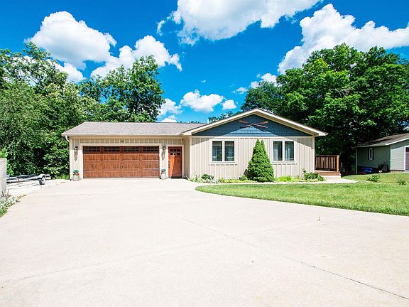 2nd image of 243 Green Leaf Ct