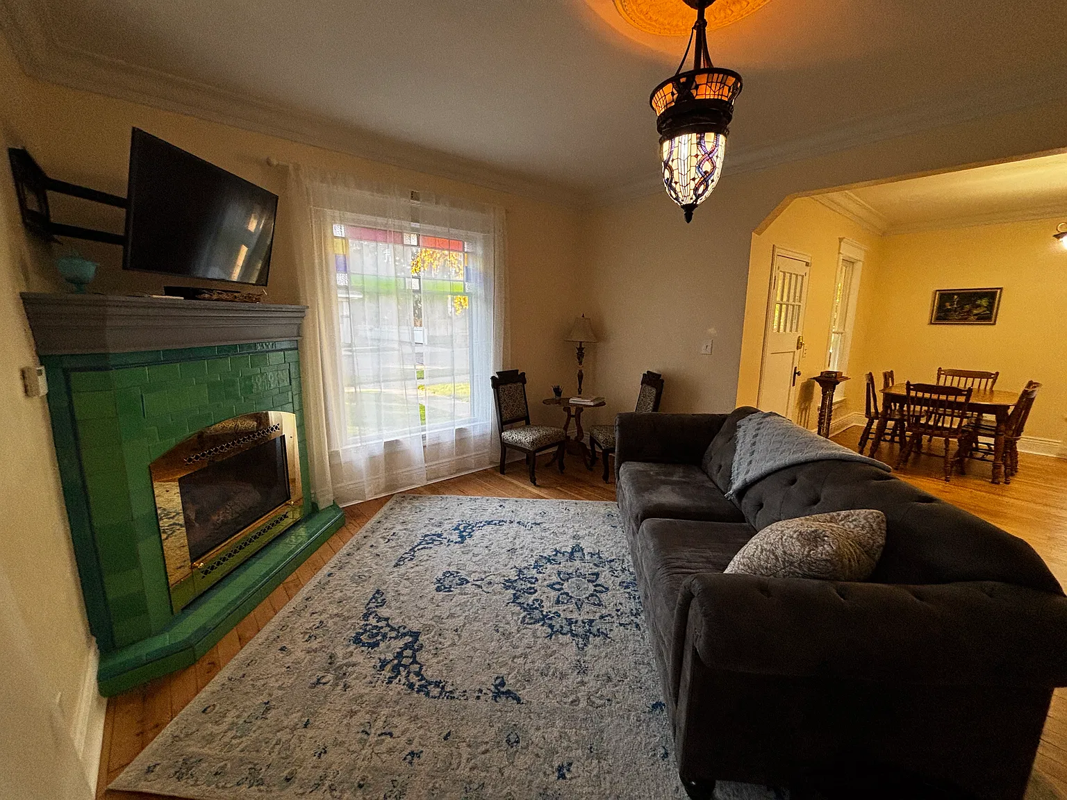 4 bed, 2.5 bath, 3128 sqft, $2,500 — Photo 2