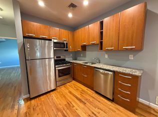 315 Broadway APT 1, Bayonne, NJ 07002