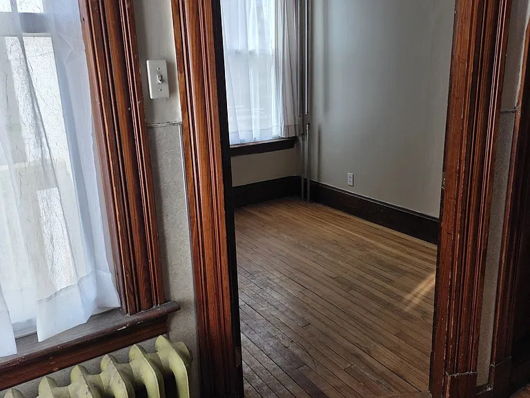 179 College St #3 — Photo 29