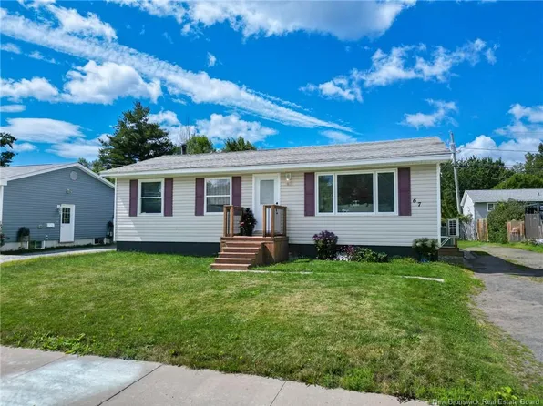 67 Wilcox St, Fredericton, NB E3A 5C8