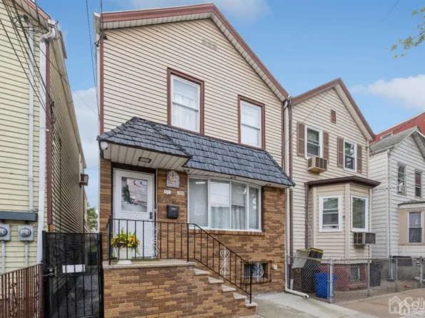 39 Nichols St, Newark, NJ 07105