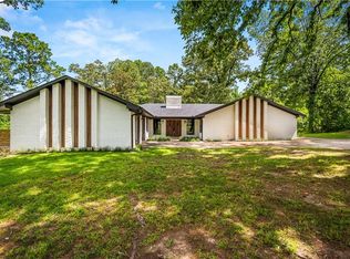 1805 Susek Dr, Pineville, LA 71360