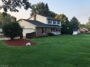 3037 Kent Rd, Stow, OH 44224