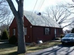 30 Allenson Ave, Attleboro, MA 02703