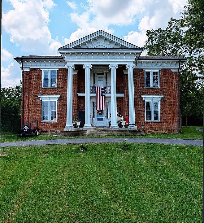 1st image of 4392 Lexington Rd