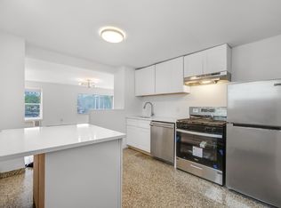 8905 River Rd #A, North Bergen, NJ 07047