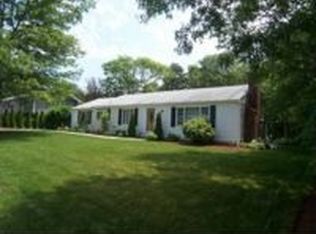 76 Sheaffer Rd, Centerville, MA 02632