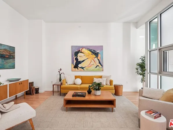 630 W 6th St APT 505, Los Angeles, CA 90017