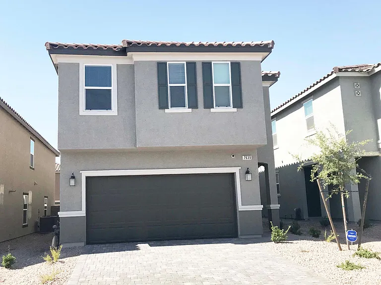 7639 Lush Oasis Ave — Photo 9