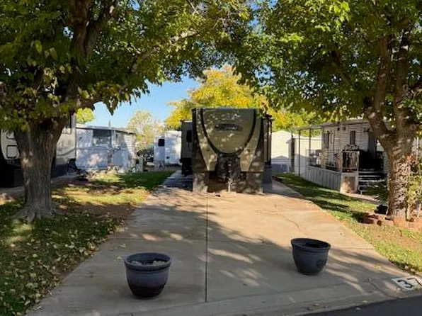 1150 W Red Hills Pkwy Unit 37, Washington, UT 84780