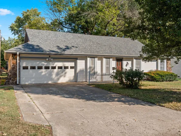 1617 W Berkeley Street, Springfield, MO 65807
