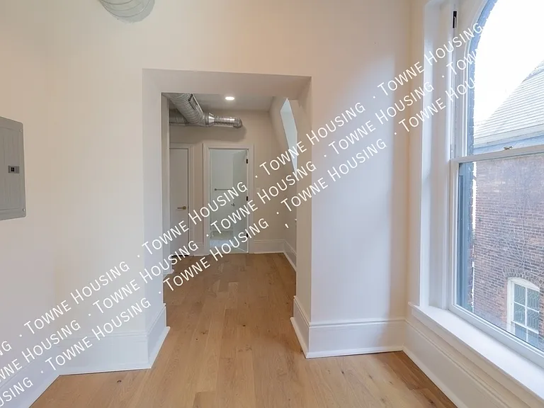 17 N Pearl St #3 — Photo 15
