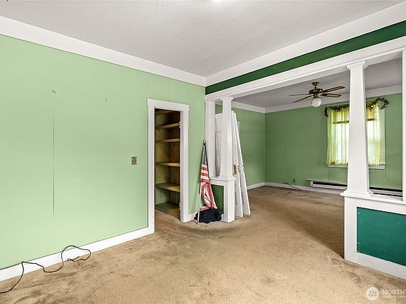 5th image of 407 W King Street