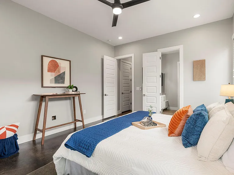 5204 Samuel Huston Ave — Photo 22