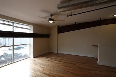1 bed, 724 sqft, $1,295 — Photo 3