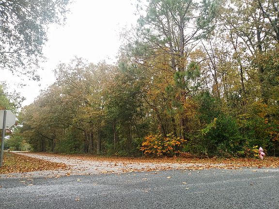Looking towards Pine St.