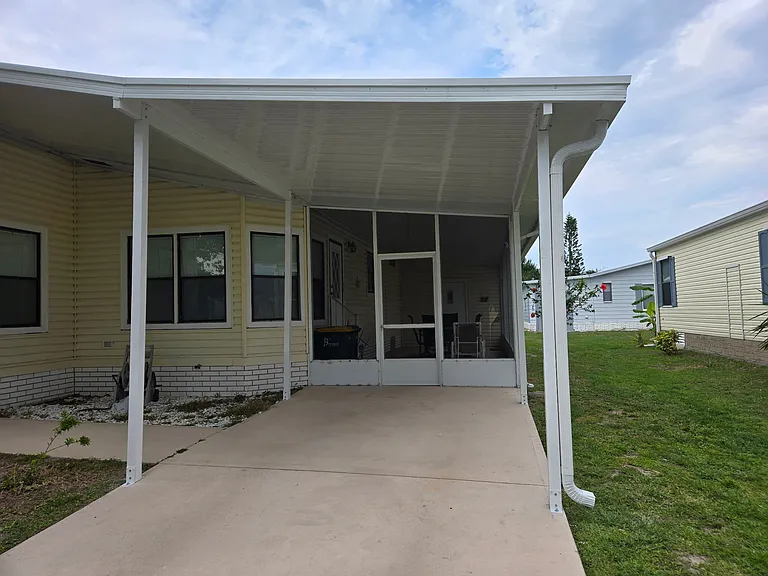 1208 Apache Dr — Photo 2