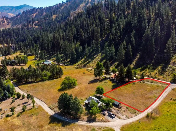 17 Riverview Way, Garden Valley, ID 83622