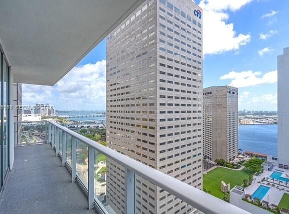 2nd image of 300 S Biscayne Blvd #T-2416