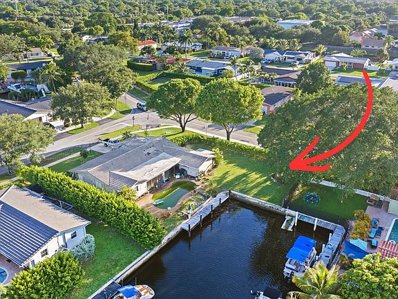 3rd image of 6241 SW 14th Street
