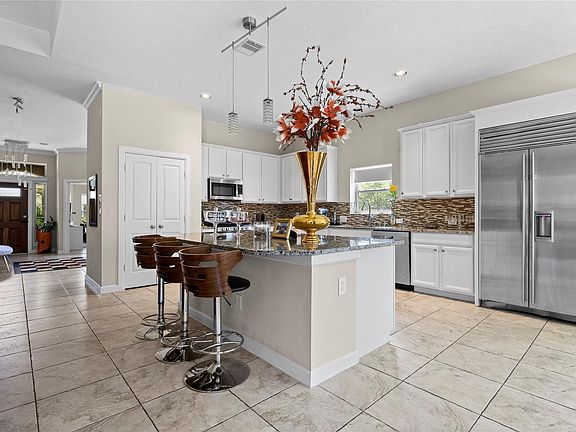 2nd image of 31503 Reston Cliff Ct