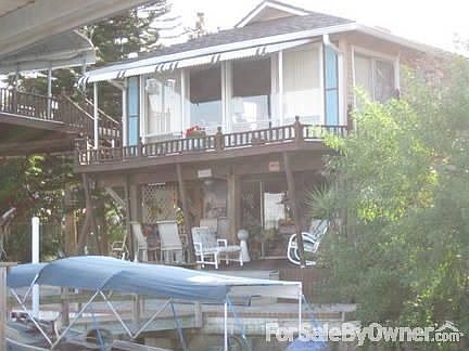 1st image of 9916 Alavista Dr