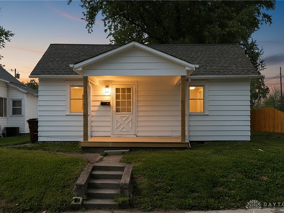 1st image of 628 2nd St