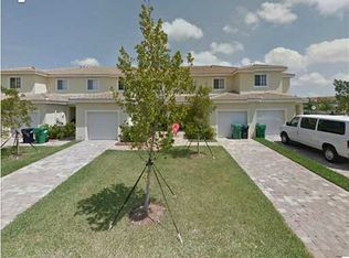 27568 SW 143rd Ave, Homestead, FL 33032
