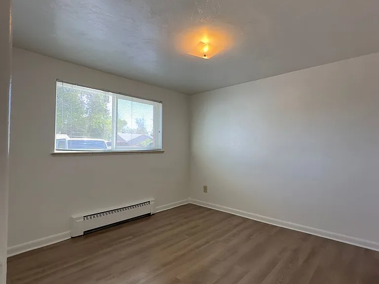 1679 Reed St — Photo 46