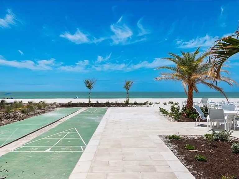 3443 Gulf Shore Blvd N #813 — Photo 17