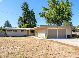 1632 Larkspur Loop, Eugene, OR 97401