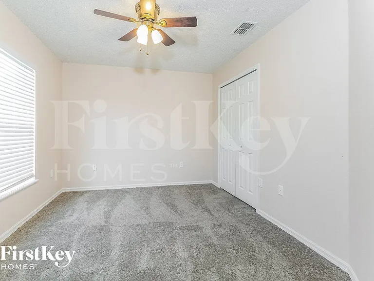 711 Hamster Way — Photo 11