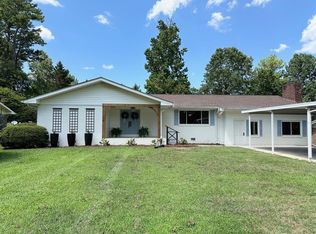 2608 Rocky Dr, Rocky Face, GA 30740