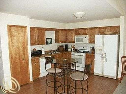 3rd image of 2949 Gabriel Dr #1
