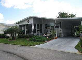 218 York Cottage Dr, Haines City, FL 33844