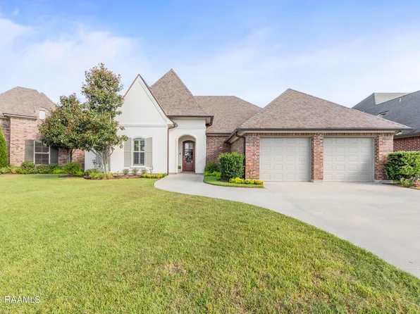 201 Cane Creek Dr, Broussard, LA 70518