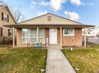 30772 Adams Dr, Gibraltar, MI 48173