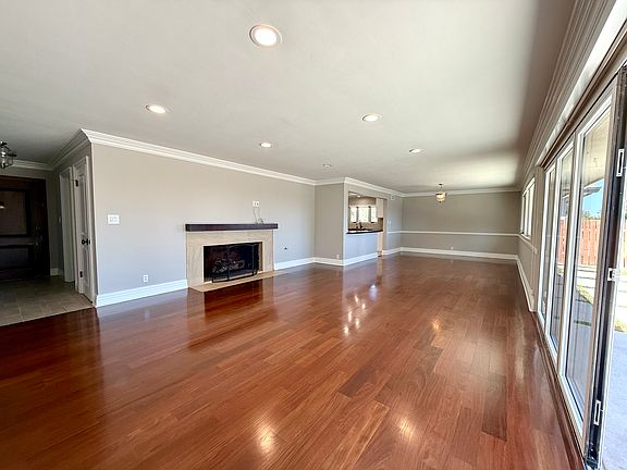 3rd image of 3880 Valley Lights Dr