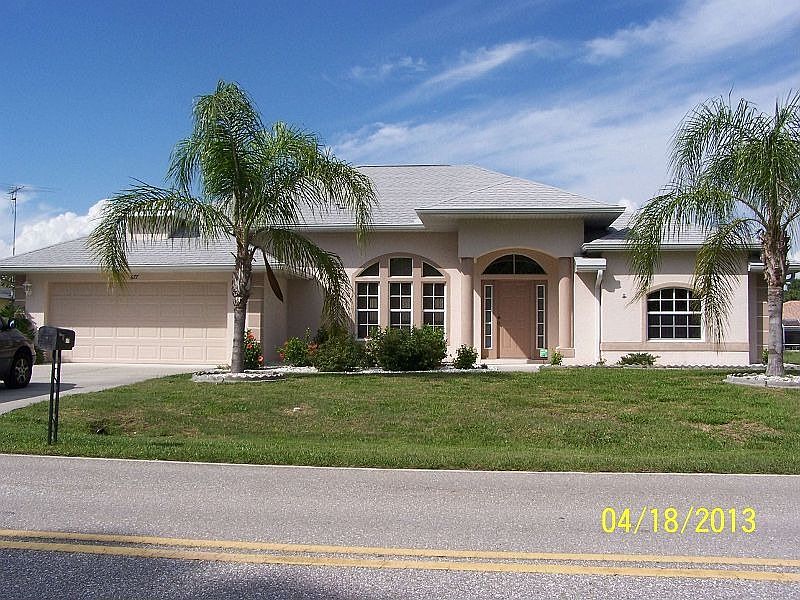 1st image of 677 Rotonda Cir