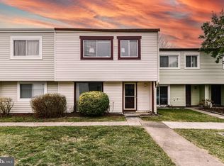356 Juniper Ct, Herndon, VA 20170