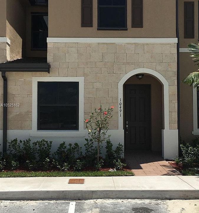 1st image of 10491 W 34th Ct