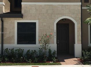 10491 W 34th Ct, Hialeah Gardens, FL 33018