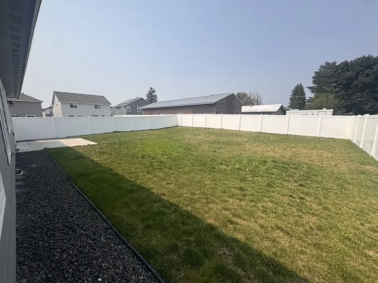 17611 E Maxwell Ave — Photo 19