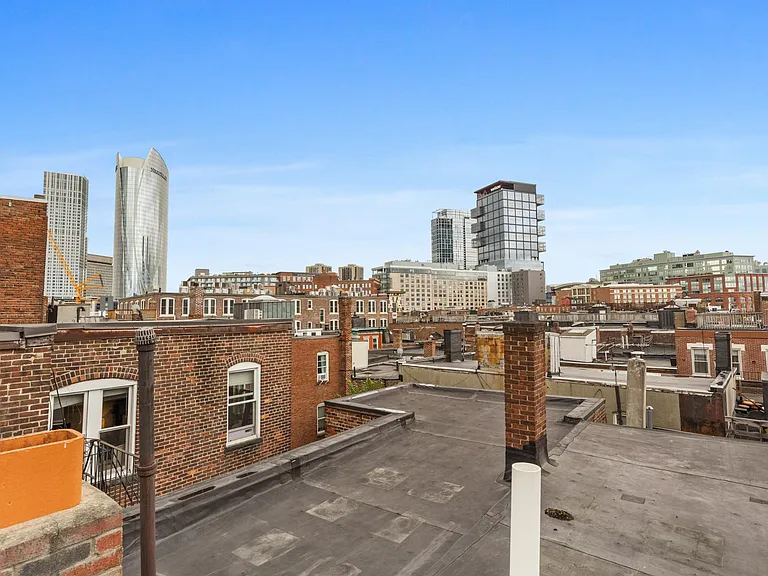 150 Salem St #4 — Photo 24