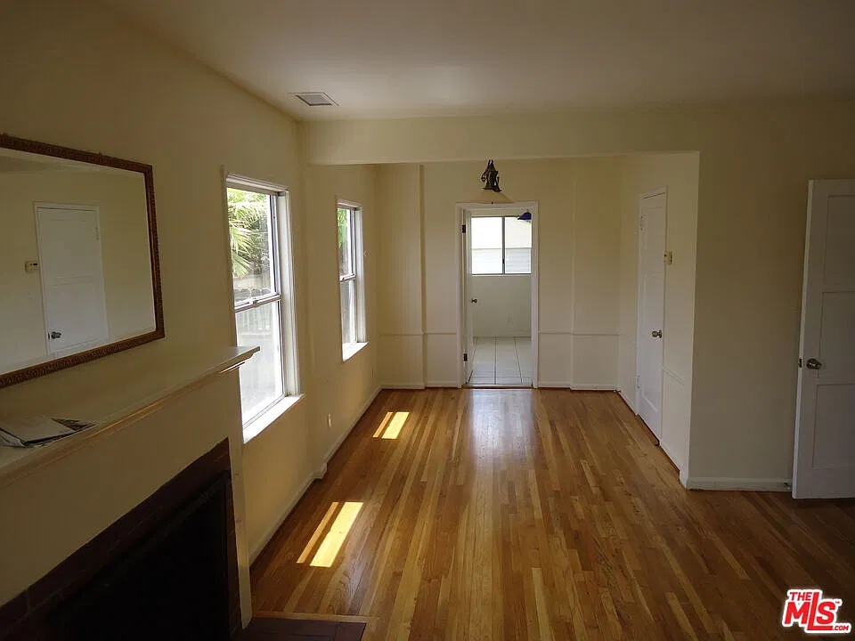 4 bed, 2.0 bath, 1500 sqft, $5,500 — Photo 2