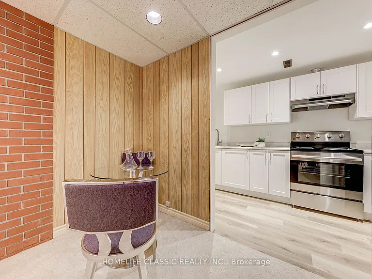 56 Gray Cres #BASEMENT — Photo 9
