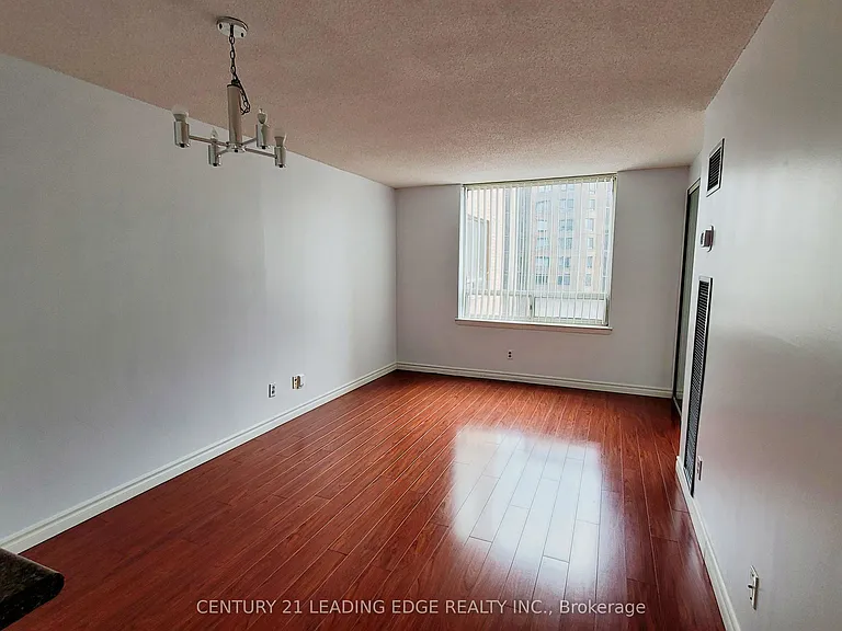 633 Bay St #1512 — Photo 5