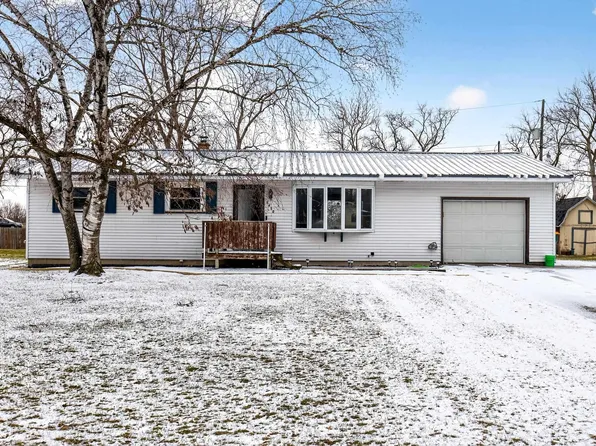 5452 Goetz Ct, Bay City, MI 48706